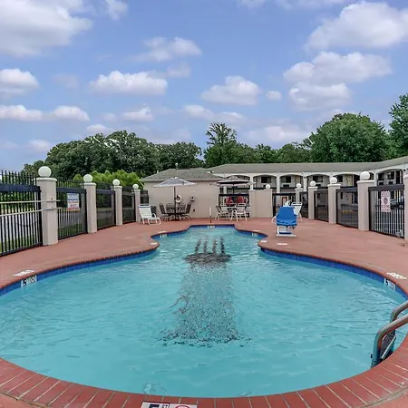 Memory Lane Inn & Suites Memphis